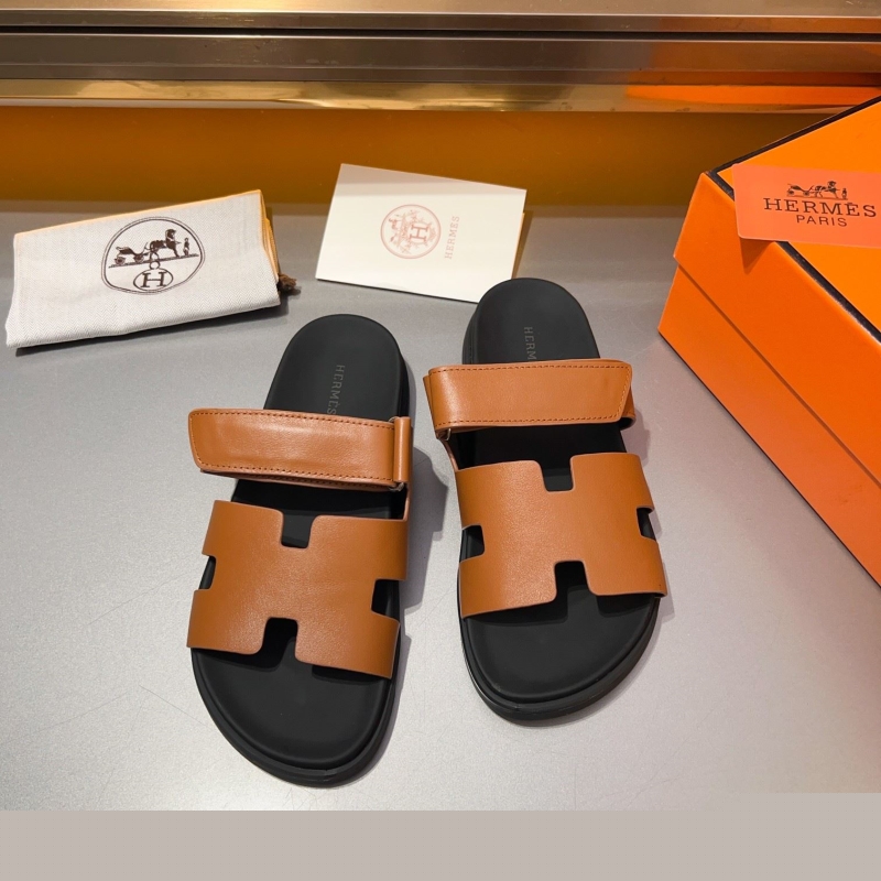 H**mes sandals